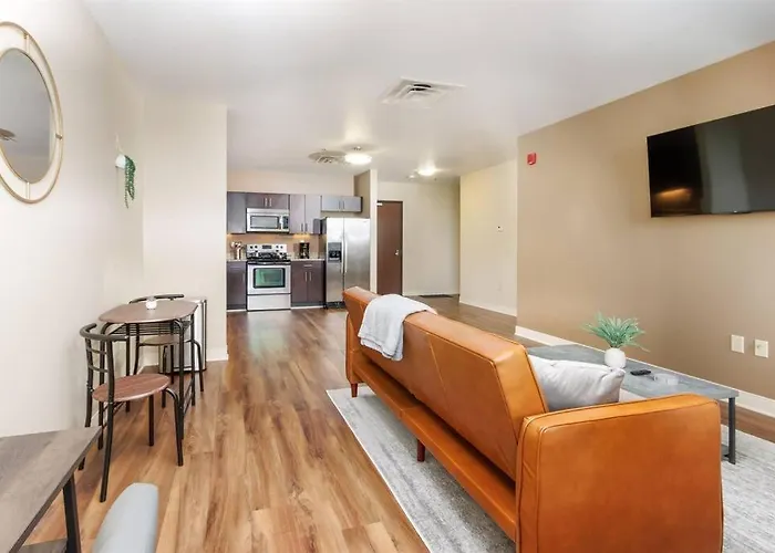 Sprawling Stadium Views Location Views 24-7 Gym Lounge Roku Apartment Pittsburgh